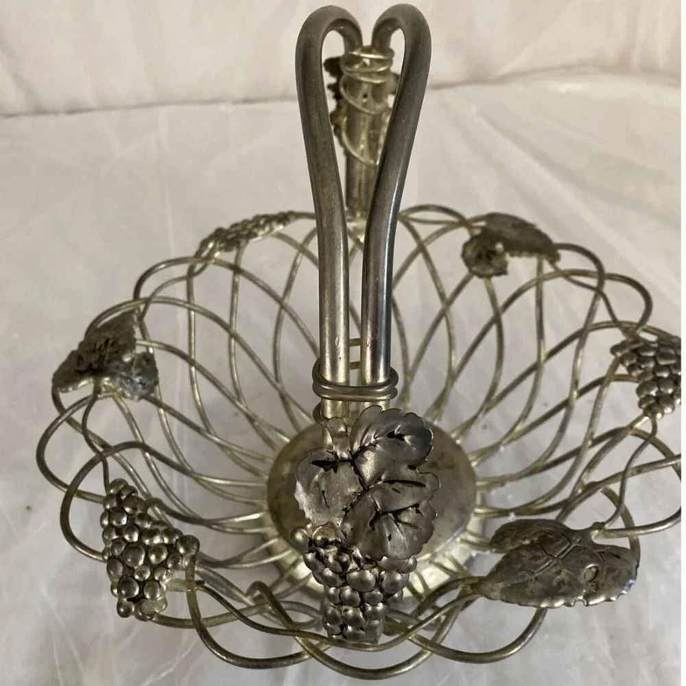 Vintage Godinger Silver Art Grape Leaf Basket Silverplate Fruit Centerpiece‎